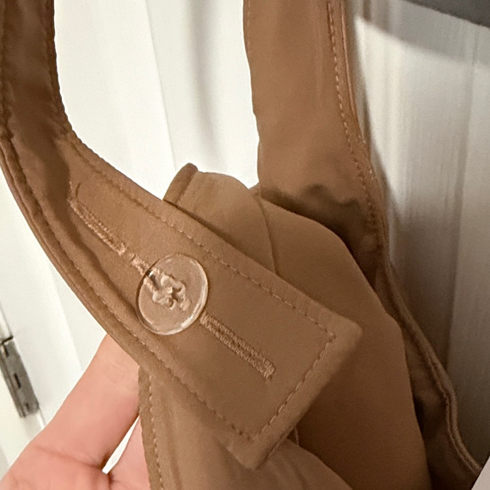 Abercrombie & Fitch Tan Faux Leather Crop Top - Picture 4 of 4